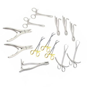 Kit d'outils professionnels pour piercing corporel, comprenant Pince Dermique Pennington, Pince à anneaux, Pince à biopsie, avec logo personnalisé par Grip Surgical - Product Image 1