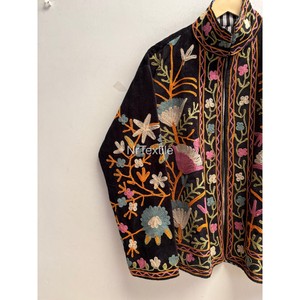 Blazer en velours noir brodé pour femme, col mandarin, motif floral, surpiqûres faites à la main, veste ouverte pour l'automne, taille unique - Product Image 3