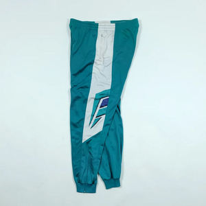 ชุดวินด์เบรกเกอร์สไตล์เรโทรยุค 90 แบบขายส่ง ชุดกีฬาผู้ชายผู้หญิงสั่งทำได้ ชุดวอร์มสองชิ้น ชุดจ็อกเกอร์ กันลม ชุดออกกำลังกาย - Product Image 5