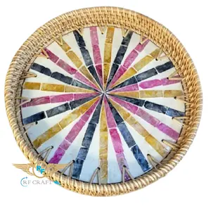 New design Handmade Round Rattan Tray Wicker Serving Tray Fruit Bread Plate Basket for kitchen use wooden tray