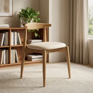 Chaise de salle à manger en bois de style mid-century moderne avec assise rembourrée en similicuir pour l'ameublement de la maison - Product Image 1