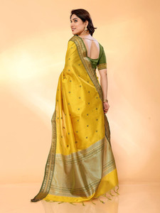 Sari long en mélange de soie jaune avec bordure tissée Zari verte, tenue traditionnelle indienne pour mariage, robe Diwali pour femme, séchage rapide - Product Image 5