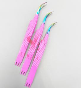 Pinzas de pestañas de acero inoxidable con logotipo personalizado profesional Pinzas de extensión de pestañas curvas de volumen de etiqueta privada de fibra puntiaguda - Product Image 5