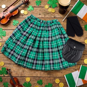 Tenue traditionnelle écossaise sophistiquée pour homme : Kilt, veste et gilet pour cérémonie de mariage et événements formels dans les Highlands - Product Image 4
