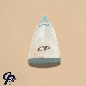Batte de cricket CP Custom Durable en saule anglais – Qualité professionnelle, sélectionnée à la main, profil de grade 1, embout en bec de canard ambidextre pour un équilibre supérieur - Product Image 4