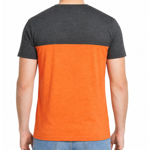Camiseta Premium para Hombre con Cuello en V y Bloques de Color Naranja y Gris, Manga Corta, Corte Regular, Diseño Sólido - Product Image 4
