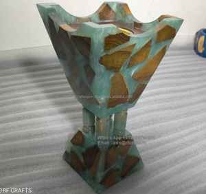 เครื่องเผาธูปไม้ทำจากเรซินสีเขียวอ่อนสำหรับผมบ้านที่เคร่งศาสนาโดย rfcrafts - Product Image 3