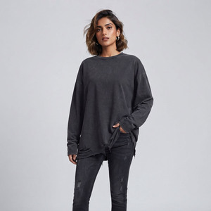 T-shirt ample et délavé à col rond pour femme, manches longues, en coton, coupe décontractée, couleur unie, style streetwear - Product Image 1