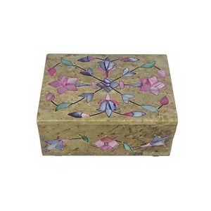 Boîte d'incrustation de stéatite d'art de fleur de coquille de mer de conception florale propre et fine avec l'utilisation matérielle de nacre pour le cadeau de boîte à bijoux - Product Image 1