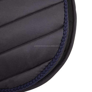 Tapis de selle de dressage matelassé personnalisé de haute qualité Équipement de dressage d'équitation à la mode Mousse d'épaisseur personnalisée en gros - Product Image 6