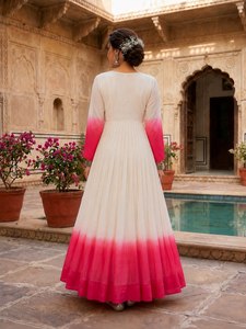 Elegante Vestido Anarkali de Organza Bordado con Estampado Floral, Corte en A, Largo hasta el Suelo, Manga Larga, Cintura Imperio, para Fiestas - Product Image 3