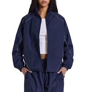 Ensemble unisexe 2 pièces pour l'extérieur : Blouson coupe-vent et pantalon de jogging en toile respirante, avec veste matelassée d'hiver au crochet - Product Image 4