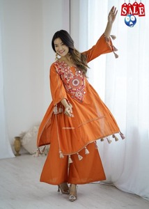 Ensemble haut et pantalon Plazzo pour femmes indiennes, en coton Khadi pur, entièrement brodé de sequins et de miroirs, vêtements décontractés - Product Image 2