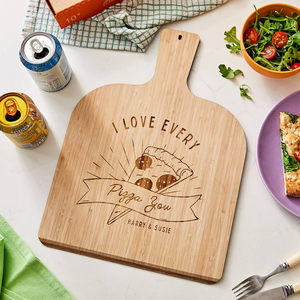 Tabla de Pizza de Madera Estilo Nórdico, Bandeja Redonda Rústica para Servir Pan, Queso y Otros Alimentos, Esencial para la Mesa - Product Image 5