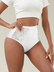 Culottes string taille basse pour femmes - Culottes unies avec bordure en dentelle, douces et respirantes, idéales pour le quotidien, les rendez-vous, les vacances et les fêtes - Product Image 3