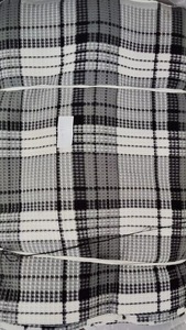 Tela de Waffle Suave y Transpirable de la Mejor Calidad para Toallas, Batas y Proyectos Textiles para el Hogar, Disponible al Mejor Precio - Product Image 2