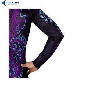 เสื้อรัดกล้ามเนื้อแขนยาวสำหรับผู้ชาย MMA Rash Guard สำหรับฝึกซ้อม BJJ ป้องกันการลื่นไถล ชุดต่อสู้ OEM - Product Image 3