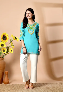 Kurta de Rayón Bordada en Turquesa para Mujer, Corte Regular, Largo Mini, Estilo Casual, Diseño India-Pakistán, para Todas las Temporadas - Product Image 4