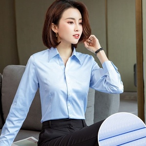 โพลีเอสเตอร์ 60% ผ้าฝ้าย 40% เสื้อเชิ้ตแขนยาวผู้หญิงแบบคลาสสิกติดกระดุมทรงเข้ารูปเสื้อทำงานสำหรับผู้หญิง - Product Image 3