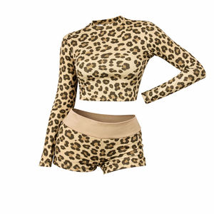 Nouvel ensemble 2 pièces extensible imprimé léopard printemps-été pour femme : haut court à manches longues et short moulant sexy assorti - Product Image 5