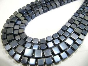 Perles de pierre de lune bleue naturelle AB Mystic Coated 6-7mm Iolite forme cube simple 8 pouces - Product Image 2