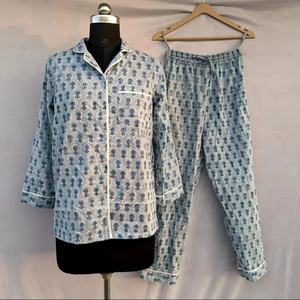 Ensemble de pyjama en coton 100% imprimé en bloc, vêtements de nuit floraux pour l'été et le printemps, respirant et doux, ensemble de vêtements de nuit en tricot décontracté - Product Image 1