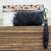 Nouvelles pochettes pour femmes en cuir de vache véritable, faites à la main, style western, avec motifs floraux et de cartes à jouer en relief, ODM OEM