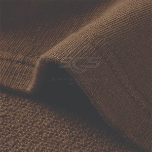 Shorts pour hommes en polyester 100% avec logo imprimé sur le devant, séchage rapide, respirant, fabriqué au Pakistan - Product Image 3