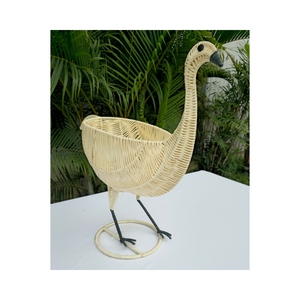Cesta de Mimbre Blanco Hecha a Mano con Forma de Avestruz, Artículos Decorativos para el Hogar, Venta al por Mayor, Fabricante Natural de Vietnam - Product Image 3