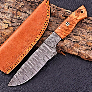 Couteau de chasse à lame fixe en acier Damas, manche en bois d'olivier, couteau de camping et d'extérieur OEM avec étui - Product Image 1