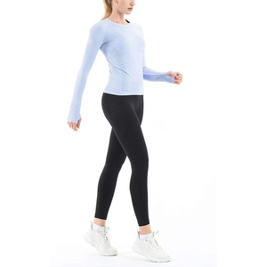Fabricant de vêtements de compression pour le yoga et le fitness pour femmes, vêtements d'entraînement, OEM Pakistan, exportation mondiale, marchés de distribution - Product Image 4