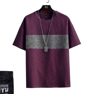 T-shirt violet personnalisé pour homme, imprimé sur tissu gris, à rayures sur la poitrine, manches courtes, décontracté, coupe oversize, mode estivale - Product Image 1