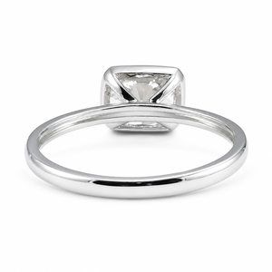 Anillo de compromiso con diamante de corte cojín y engaste de bisel para mujer, chapado en oro blanco con moissanita, regalo para el Día de la Madre - Product Image 5