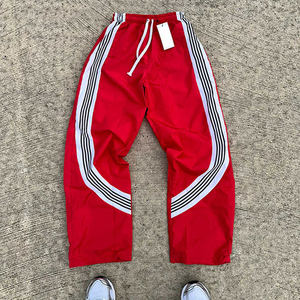 Conjunto Deportivo Personalizado con Capucha, Bordado e Impreso, de Poliéster/Algodón, Chaqueta con Cordón, Pantalones Deportivos con Franjas Laterales, para Gimnasio y Correr, Invierno - Product Image 3