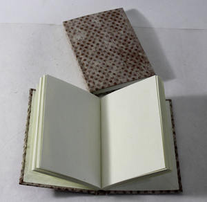 Cuaderno de tapa dura con cubierta de cartón y papel de algodón reciclado hecho a mano, el más vendido para útiles escolares - Product Image 3