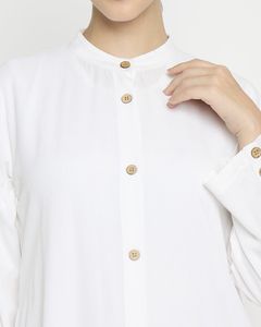 Abaya Saoudienne Traditionnelle Islamique Blanche pour Femme, en Polyester Respirant, Longueur Cheville, Style Printemps, Vente en Gros Dubaï - Product Image 2