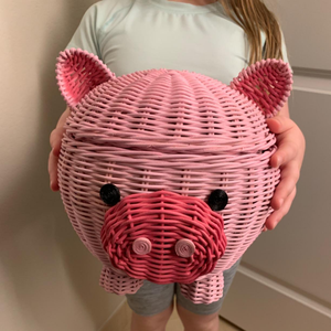 Panier de rangement en rotin en forme de cochon charmant pour chambre d'enfant, solution de rangement pour usage quotidien, vente en gros - Product Image 1
