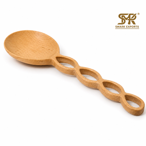 Cuillère de service élégante en bois de hêtre faite à la main, ustensile de cuisine décoratif en bois naturel avec manche artistique, écologique, pour les fêtes - Product Image 1
