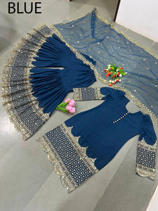 Ensemble prêt-à-porter Sharara Gharara Kurti brodé indien, tissu Georgette, vêtements ethniques pakistanais de créateur, 3 pièces. - Product Image 4