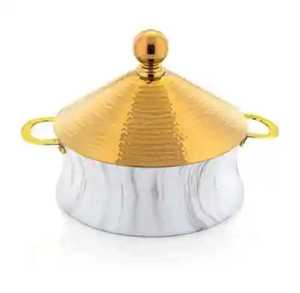 Elegante cacerola con diseño de damasco verde menta y tapa dorada, olla térmica de acero inoxidable aislada para servir como regalo de lujo. - Product Image 4