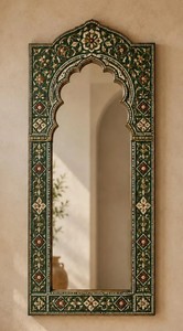 Espejo Cóncavo Óptico Enmarcado Art Deco de Vidrio Personalizado por el Fabricante para Uso en Pared - Product Image 1
