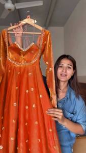 Traje Anarkali Naranja Bordado en Georgette Sintético con Salwar Kameez y Dupatta para Bodas y Fiestas - Product Image 4