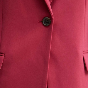 Blazer Formal de Oficina para Mujer, Corte Entallado, Cierre de un Botón, Alta Calidad, Antiarrugas, Fabricante Mayorista OEM ODM - Product Image 6