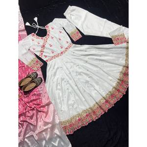 ชุด Anarkali ที่สวยงามและกางเกงมี dupatta สำหรับงานปาร์ตี้เครื่องประดับเสื้อผ้ามุสลิมแบบดั้งเดิม - Product Image 5