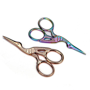 Ciseaux à manucure en acier inoxydable de qualité supérieure, lame incurvée, pointe acérée, coupe-cuticules de précision, durables, soins professionnels des ongles - Product Image 5