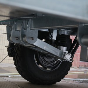 Remolque Camper 4x4 de Acero Inoxidable para Expediciones Pesadas, Caravana de Carretera, Casa Rodante, Unidad de Viaje con Cocina, para Aventuras y Turismo - Product Image 6