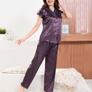 Ensemble de pyjama doux, confortable et chaleureux pour femmes, tenue de nuit moderne pour un usage quotidien - Product Image 3