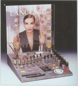 2025 moderno atractivo ecológico acrílico piel maquillaje soporte de exhibición cosméticos conjunto producto para escaparate - Product Image 4