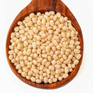 Urad Dal a granel para platos saludables y recetas tradicionales con un sabor rico. Urad Dal confiable por su calidad y frescura. - Product Image 2