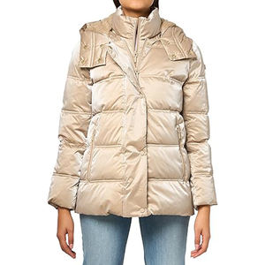 Vestes matelassées pour femmes de qualité supérieure, nouveau modèle, respirantes, légères, à faible coût, manteaux d'hiver en gros - Product Image 4